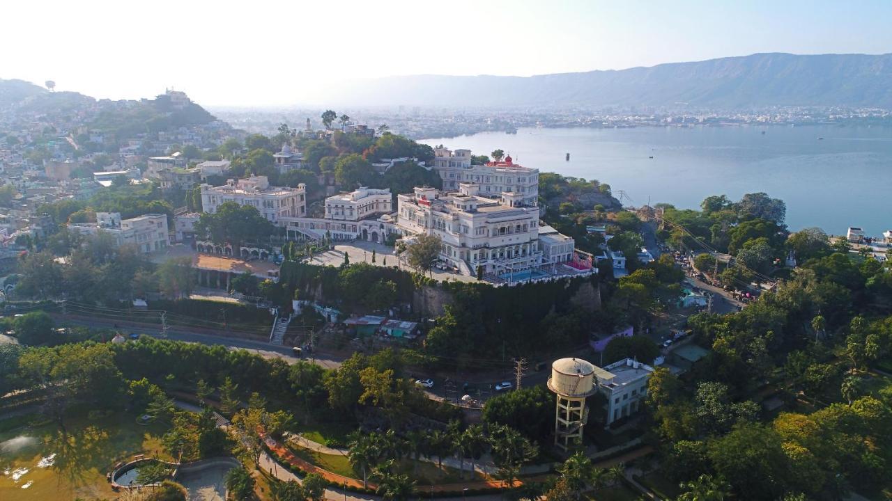 Hotel Merwara Estate- A Luxury Heritage Resort Ajmer Buitenkant foto