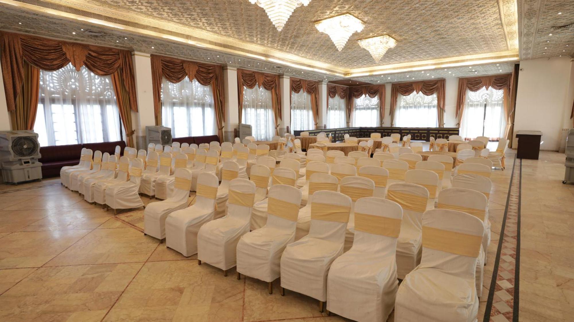 Hotel Merwara Estate- A Luxury Heritage Resort Ajmer Buitenkant foto