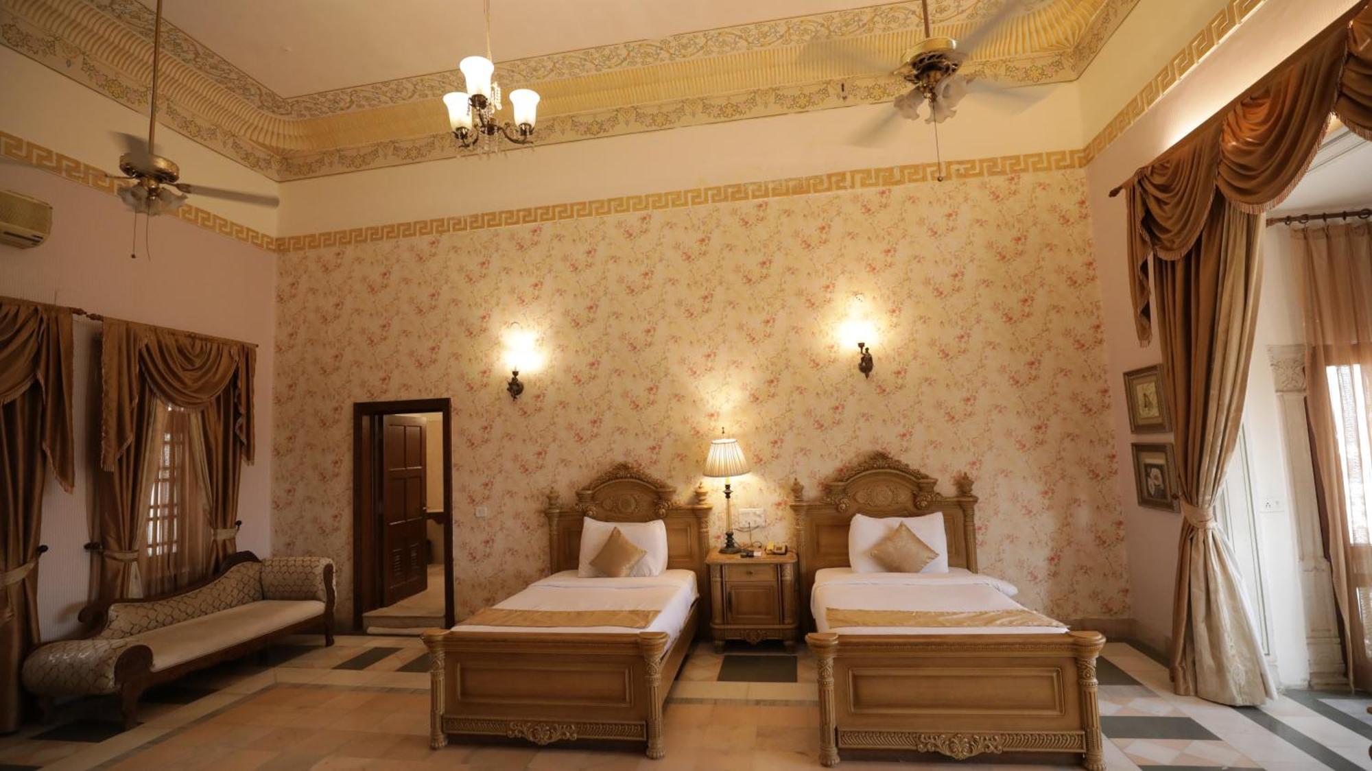 Hotel Merwara Estate- A Luxury Heritage Resort Ajmer Buitenkant foto