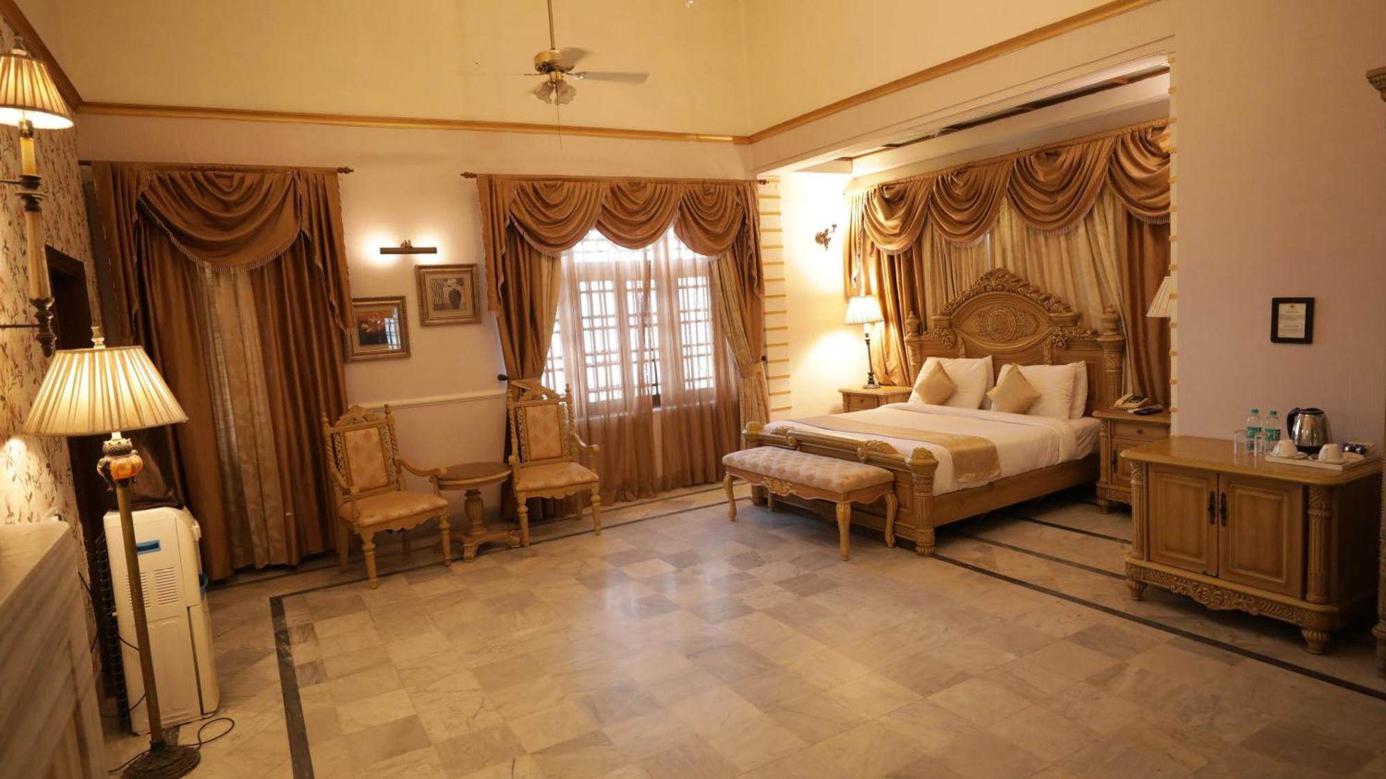 Hotel Merwara Estate- A Luxury Heritage Resort Ajmer Buitenkant foto