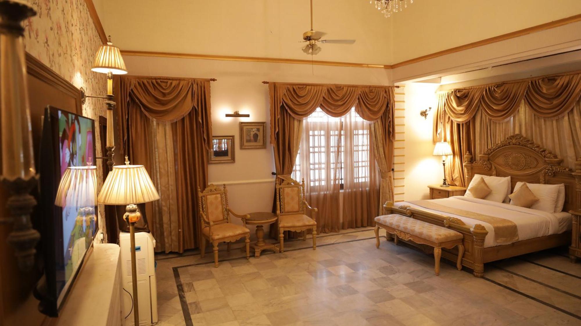 Hotel Merwara Estate- A Luxury Heritage Resort Ajmer Buitenkant foto