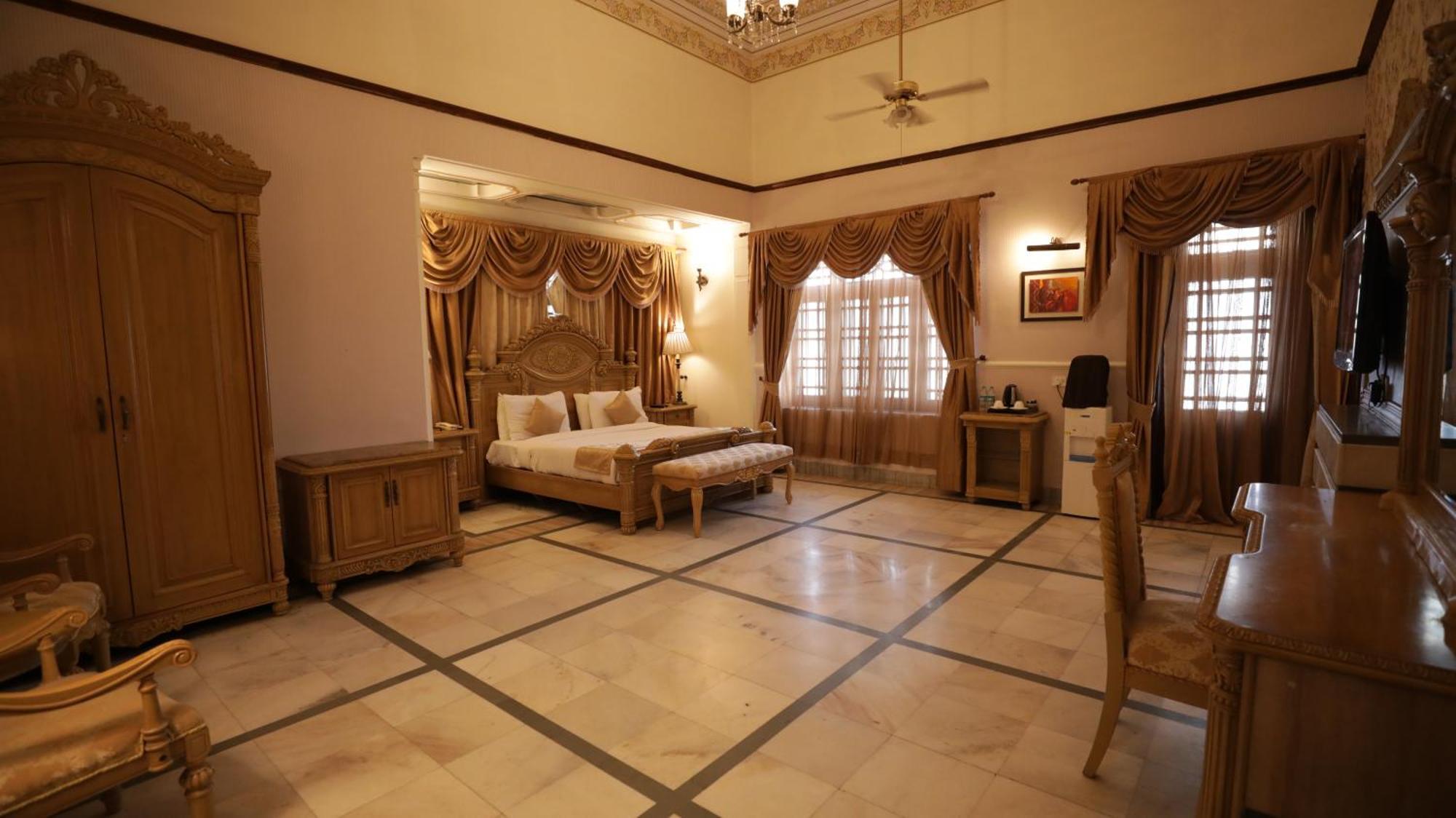 Hotel Merwara Estate- A Luxury Heritage Resort Ajmer Buitenkant foto