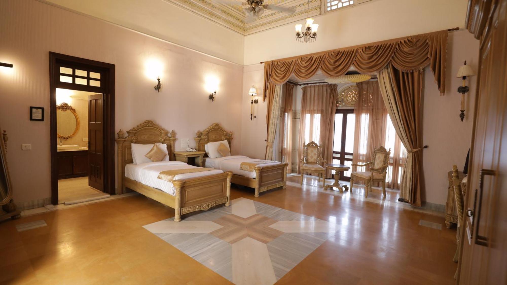 Hotel Merwara Estate- A Luxury Heritage Resort Ajmer Buitenkant foto