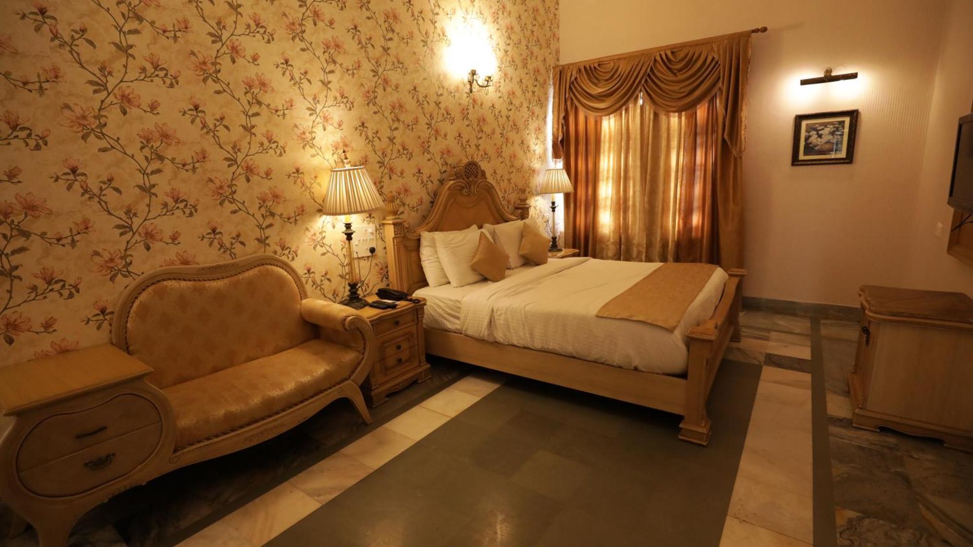 Hotel Merwara Estate- A Luxury Heritage Resort Ajmer Buitenkant foto