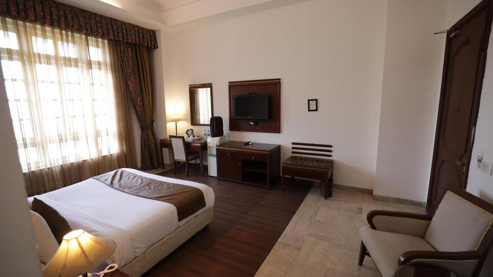 Hotel Merwara Estate- A Luxury Heritage Resort Ajmer Buitenkant foto
