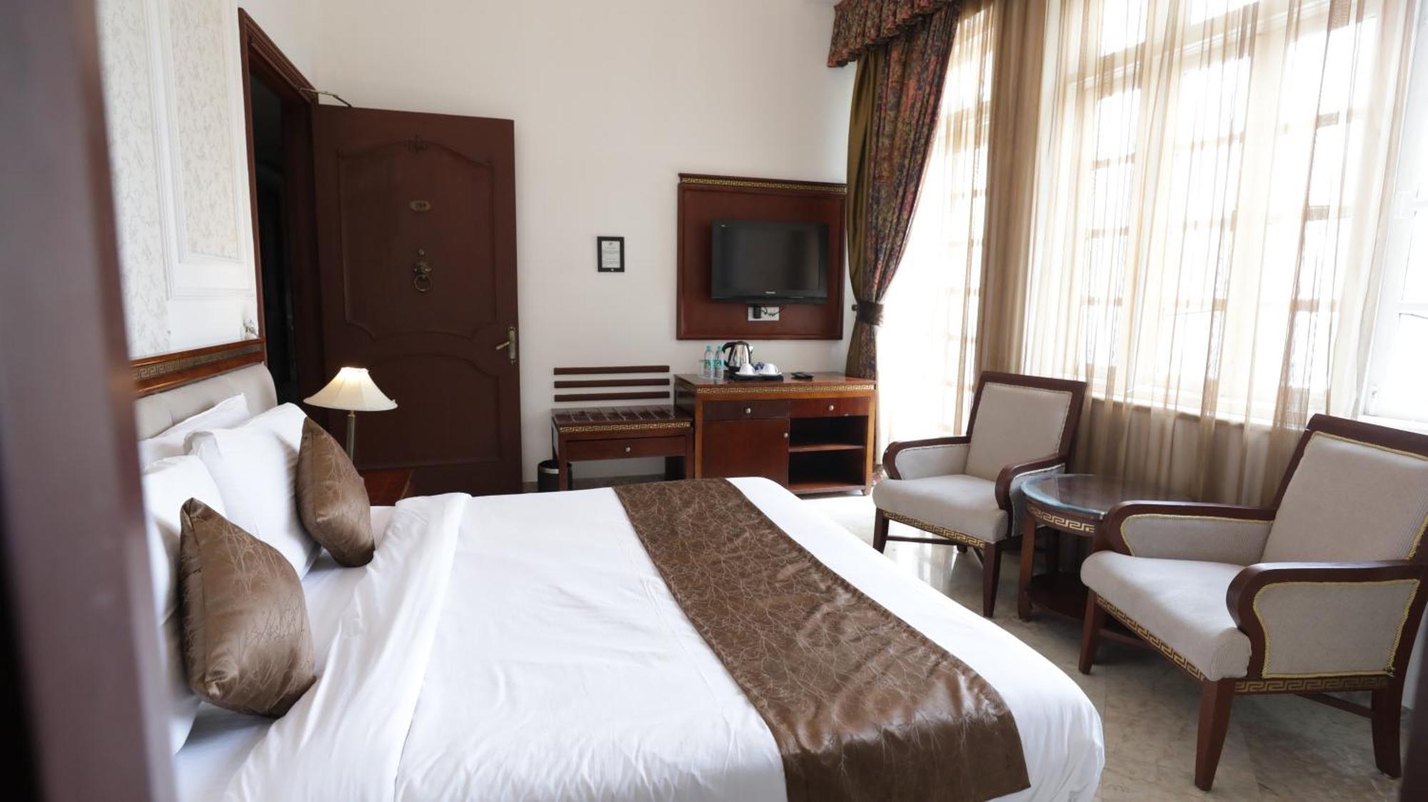 Hotel Merwara Estate- A Luxury Heritage Resort Ajmer Buitenkant foto